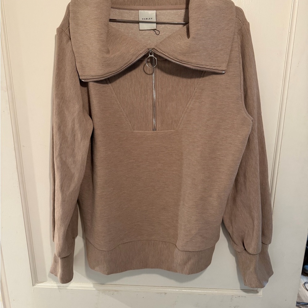 Varley Vine 1/2 zip - Picture 2 of 6